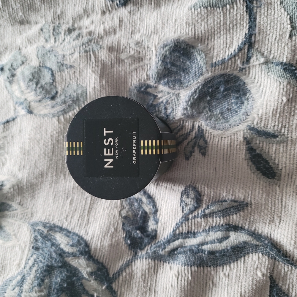 ($9 Add-on) NEST Grapefruit Candle 27g